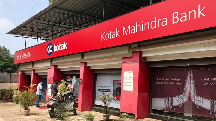 kotak-mahindra-big-announcement-salary-available-2-years-death-employee