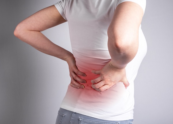 This reason can be the cause of constant back pain in women | Osteoporosis: महिलाओं में लगातार कमर दर्द का कारण हो सकती है ये वजह