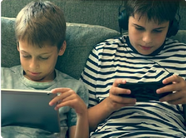 Social Media Became A Major Cause Of Trouble For Parents Worried About ...